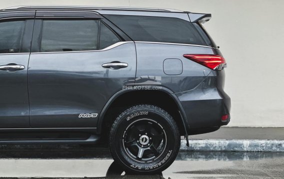 2017 Toyota Fortuner  2.4 V Diesel 4x2 AT in Manila, Metro Manila-3