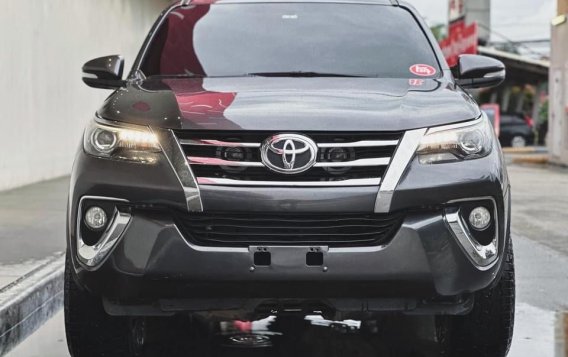 White Toyota Fortuner 2017 for sale in Manila-1