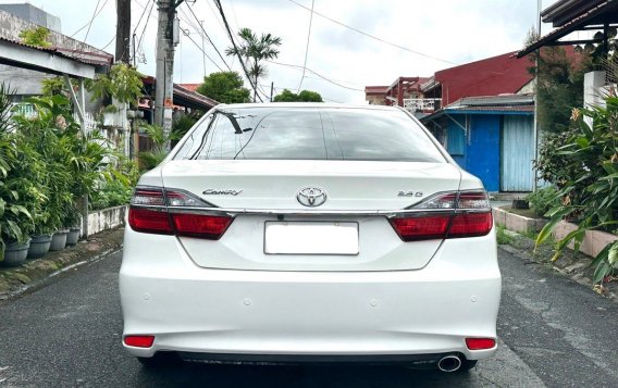 White Toyota Camry 2016 for sale in Imus-3