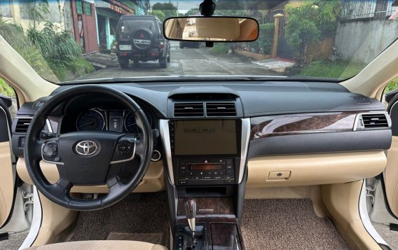 White Toyota Camry 2016 for sale in Imus-7
