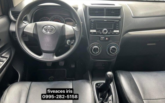 White Toyota Avanza 2017 for sale in Manual-6