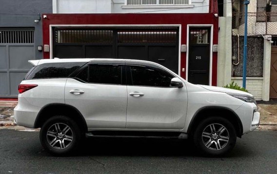 White Toyota Fortuner 2022 for sale in Quezon City-6