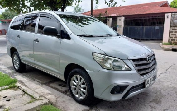 White Toyota Innova 2015 for sale in Automatic-1