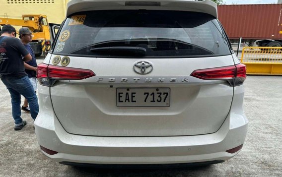 White Toyota Fortuner 2022 for sale in Quezon City-1