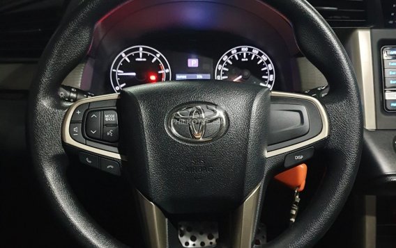 2018 Toyota Innova  2.8 E Diesel AT in Quezon City, Metro Manila-14