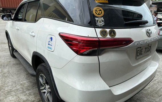 White Toyota Fortuner 2022 for sale in Quezon City-4