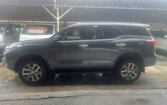 Sell White 2018 Toyota Fortuner in Pasay-3