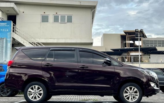 White Toyota Innova 2018 for sale in Makati-4