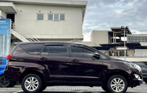 2018 Toyota Innova  2.8 E Diesel AT in Makati, Metro Manila-17