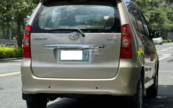 2011 Toyota Avanza  1.5 G A/T in Makati, Metro Manila-4