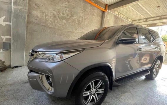 White Toyota Fortuner 2019 for sale in Malabon-2