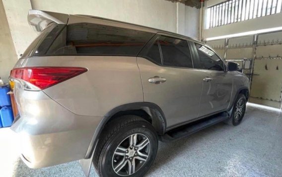 White Toyota Fortuner 2019 for sale in Malabon-3