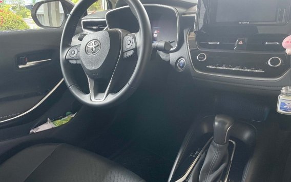 White Toyota Corolla altis 2019 for sale in Subic-4