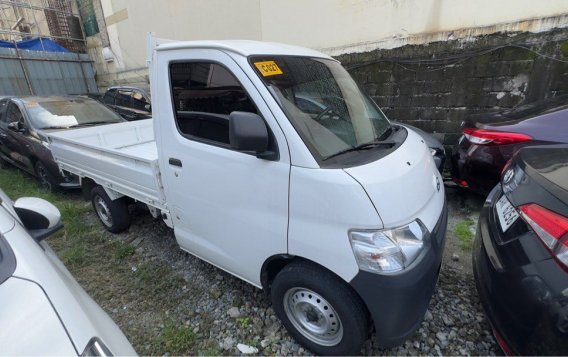 Selling White Toyota Lite Ace 2023 in Quezon City-1