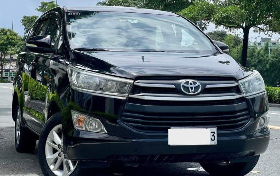 Sell White 2017 Toyota Innova in Makati