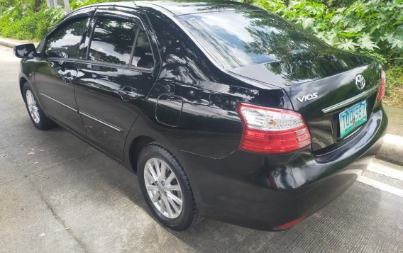 Selling White Toyota Vios 2012 in Manila-5