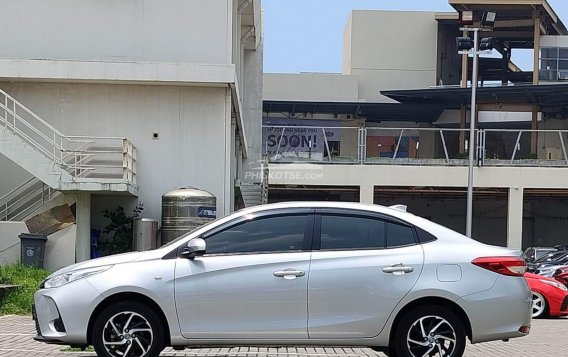 2022 Toyota Vios 1.3 XLE CVT in Makati, Metro Manila-9