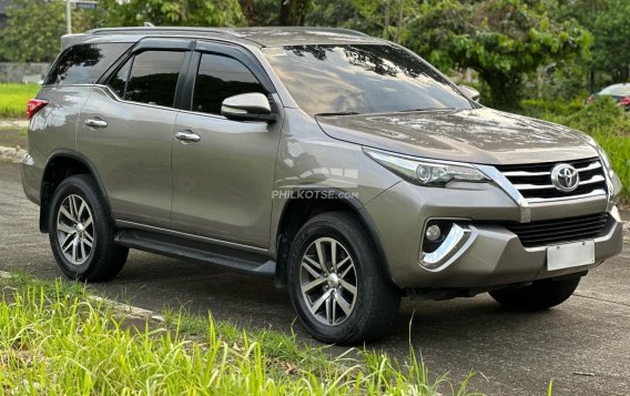 2017 Toyota Fortuner  2.4 V Diesel 4x2 AT in Manila, Metro Manila-12