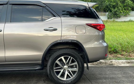 2017 Toyota Fortuner  2.4 V Diesel 4x2 AT in Manila, Metro Manila-10