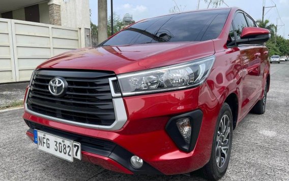 Selling White Toyota Innova 2022 in Quezon City-2