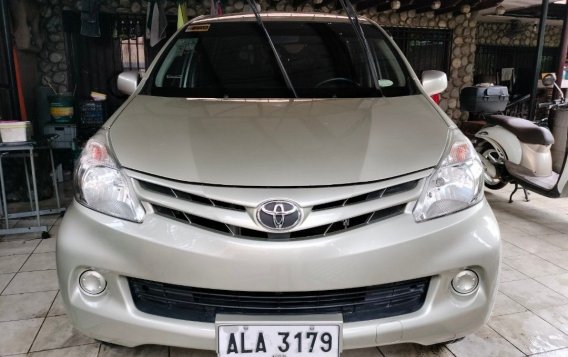 Sell White 2015 Toyota Avanza in Pasig-1