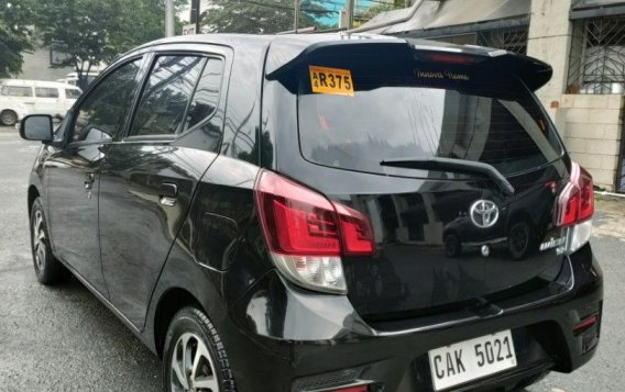 Selling White Toyota Wigo 2018 in Quezon City-3