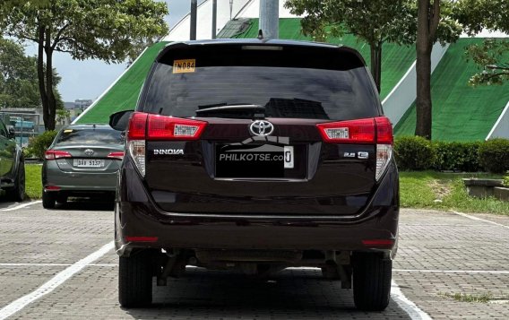 2022 Toyota Innova  2.8 E Diesel MT in Makati, Metro Manila-9