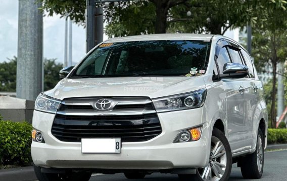2018 Toyota Innova  2.8 V Diesel AT in Makati, Metro Manila-2