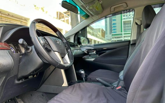 2018 Toyota Innova  2.8 V Diesel AT in Makati, Metro Manila-7