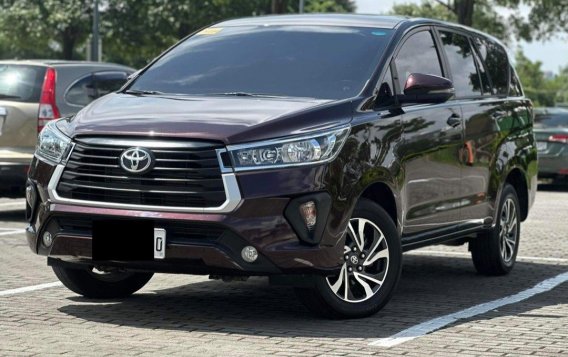 White Toyota Innova 2022 for sale in Makati-1