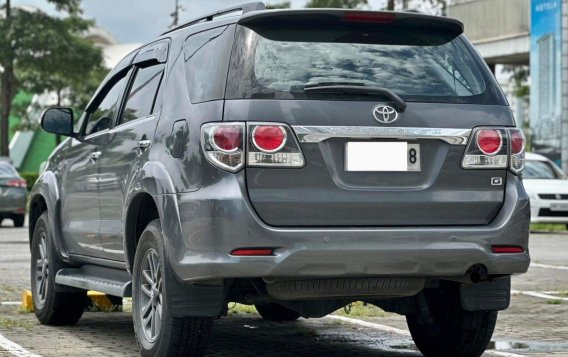 White Toyota Fortuner 2015 for sale in Makati-4