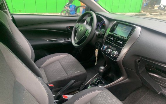 White Toyota Vios 2022 for sale in Quezon City-2