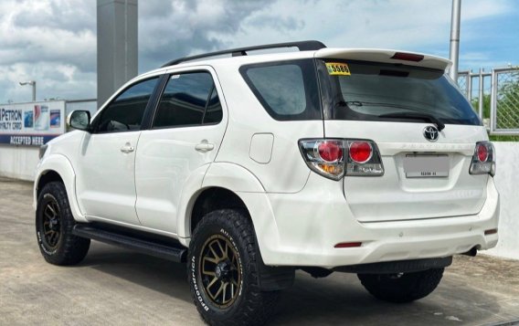White Toyota Fortuner 2014 for sale in Automatic-4