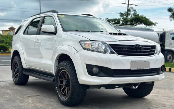 White Toyota Fortuner 2014 for sale in Automatic-1
