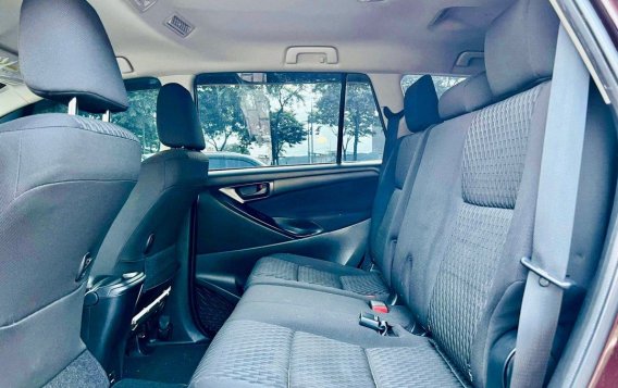 White Toyota Innova 2018 for sale in Makati-4
