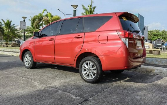 Selling White Toyota Innova 2018 in Legazpi-4