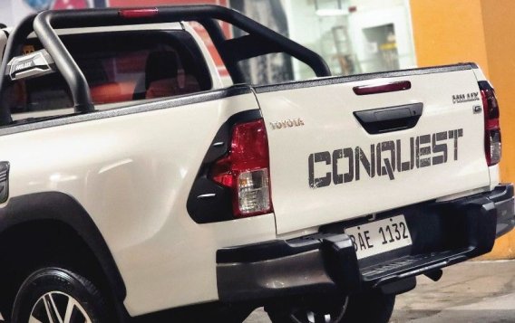 White Toyota Hilux 2020 for sale in Automatic-8