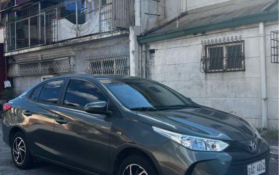 Selling White Toyota Vios 2022 in Quezon City-8