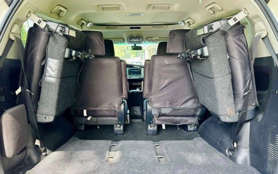 White Toyota Innova 2018 for sale in Makati-7