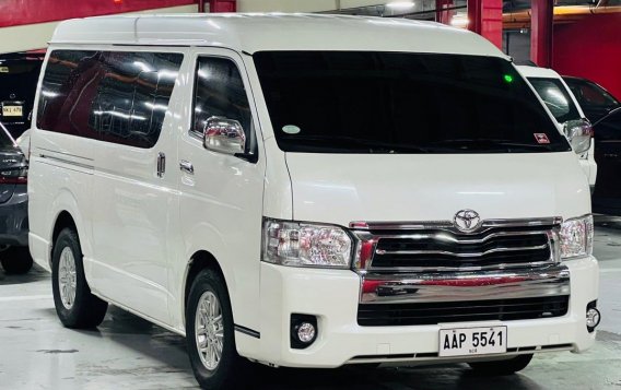 Sell White 2014 Toyota Hiace in Marikina-4