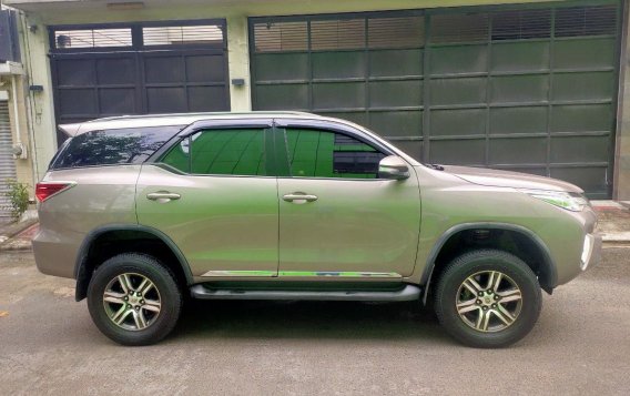 White Toyota Fortuner 2018 for sale in Automatic-3