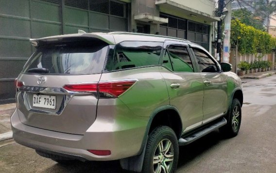 White Toyota Fortuner 2018 for sale in Automatic-4