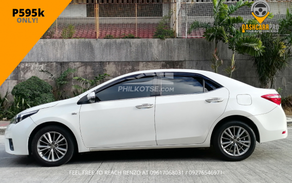 2017 Toyota Corolla Altis  1.6 V CVT in Manila, Metro Manila-8