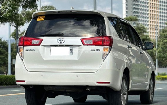 2018 Toyota Innova  2.8 V Diesel AT in Makati, Metro Manila-4