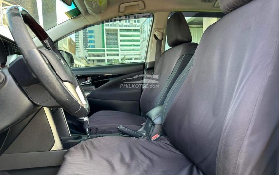 2018 Toyota Innova  2.8 V Diesel AT in Makati, Metro Manila-9