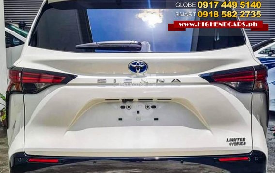 2023 Toyota Sienna in Taguig, Metro Manila-3