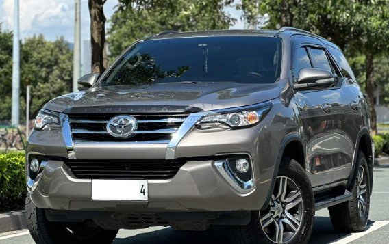 2017 Toyota Fortuner  2.7 G Gas A/T in Makati, Metro Manila-3