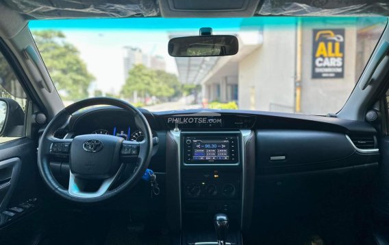 2017 Toyota Fortuner  2.7 G Gas A/T in Makati, Metro Manila-12