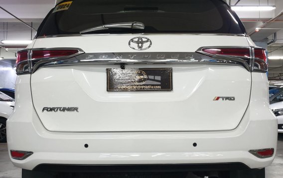 2017 Toyota Fortuner  2.4 G Diesel 4x2 AT in Quezon City, Metro Manila-11