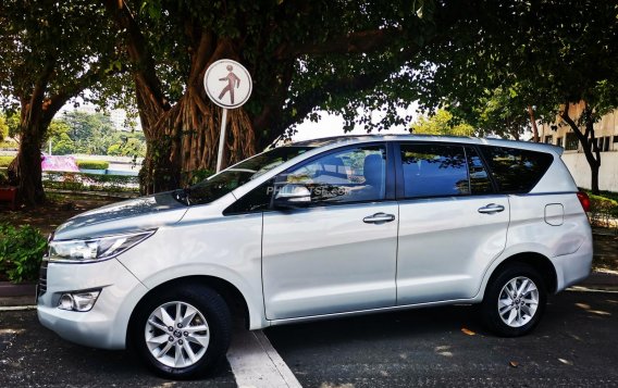 2017 Toyota Innova  2.8 E Diesel MT in Makati, Metro Manila-11
